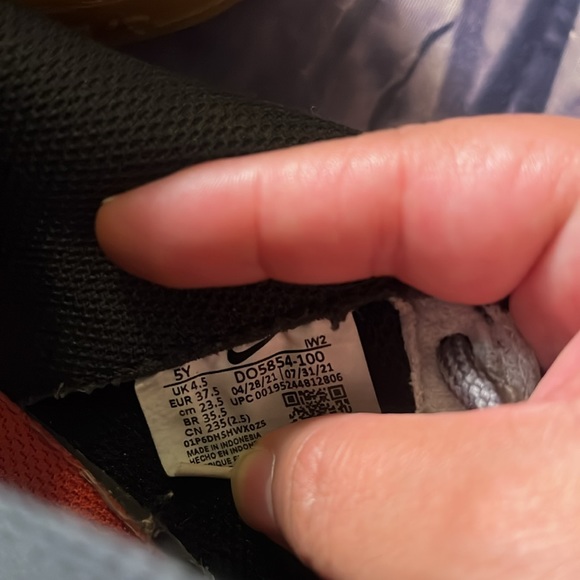 Boy nike shoes - Picture 5 of 6